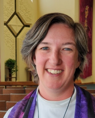 Pastor Kate Davidson